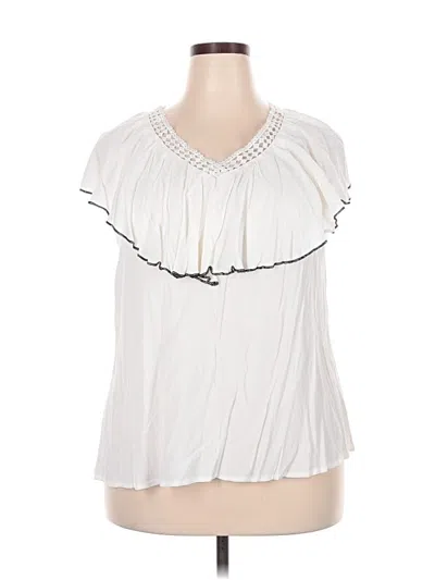 Pre-owned Bloomchic Sleeveless Blouse In White