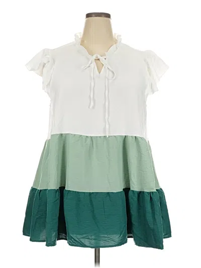 Pre-owned Bloomchic Sleeveless T-shirt In Green