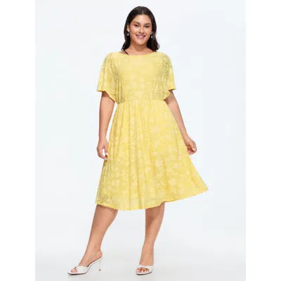 Bloomchic Stretchy Floral Textured Midi Dress In Yellow