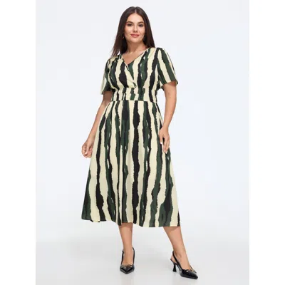 Bloomchic Stripe Print Wrap Neck Shirred Waist Midi Dress In Champagne