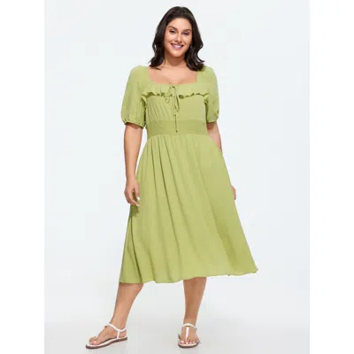 Bloomchic Supersoft Shirred Bodice Flowy Midi Dress In Green