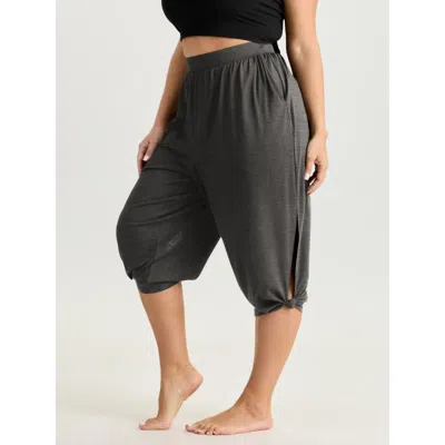 Bloomchic Supersoft Stretchy Cuffed Cropped Lounge Bottoms In Dark Core