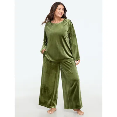 Bloomchic Velvet Crew Neck Pocket Loungewear Set In Green