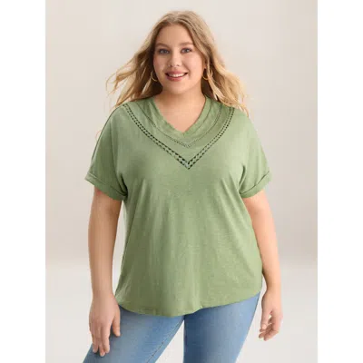 Bloomchic Women's Plus Size Bamboo Fabric Lace Trim Flowy T-shirt Greenbean Non Casual Short Sleeve 10/m