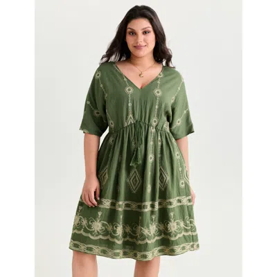 Bloomchic Women's Plus Size Boho Embroidered Waist Tie Mini Dress Emerald Ethnic Floral Mini Vacation Bowknot  In Green