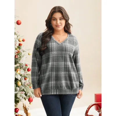 Bloomchic Women's Plus Size Brushed Plaid V-neck Sweatshirt Black Not Graphics Everyday V-neck 10/m