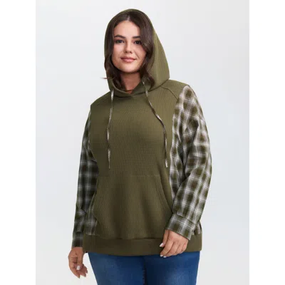 Bloomchic Women's Plus Size Checkered Spliced Textured Hoodie Armygreen Casual 10/m
