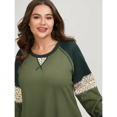 Bloomchic Women's Plus Size Color Contrast Waffle Knit T-shirt Armygreen Ditsy Floral Casual Long Sleeve Round