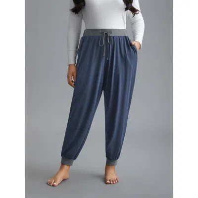 Bloomchic Women's Plus Size Contrast Drawstring Loungewear Bottoms Indigo Cropped 10/m In Purple