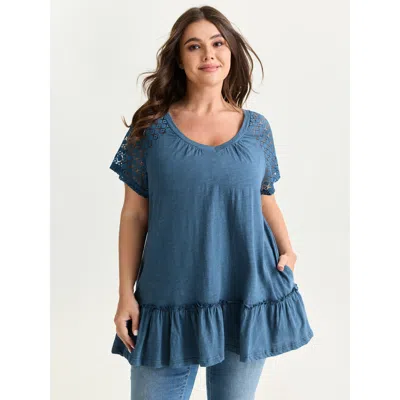 Bloomchic Women's Plus Size Cotton Ruffle Hem Eyelet Lace T-shirt Mediumblue Solid Casual Short Sleeve V-neck 