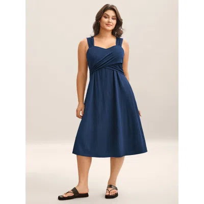 Bloomchic Women's Plus Size Crosswrap Bodice Pockets Midi Dress Mediumblue Solid Midi Elegant Twist 30/6x
