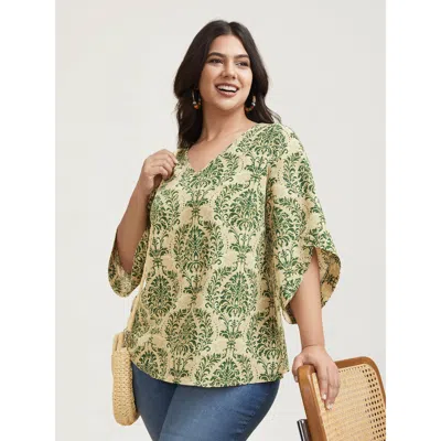 Bloomchic Women's Plus Size Damask Print Flared Sleeve V-neck Shirt Moss Geometric Vacation 3/4 Sleeve V-neck  In Green