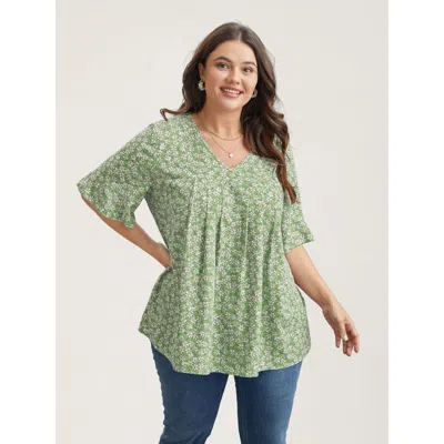 Bloomchic Women's Plus Size Ditsy Floral Pleated Flared Sleeve Shirt Lightgreen Ditsy Floral Elegant Half Slee