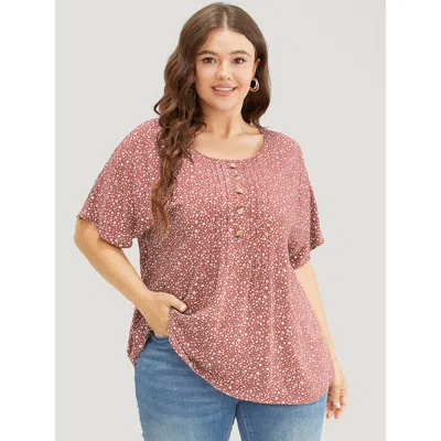 Bloomchic Women's Plus Size Ditsy Floral Pleated Front Button Detail Blouse Rouge Dailywear Short Sleeve 10/m In Red