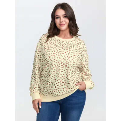 Bloomchic Women's Plus Size Ditsy Floral Print Stretchy Hem Sweatshirt Beige Casual 22-24/3x In Sand