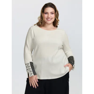 Bloomchic Women's Plus Size Embroidered Sleeve Color Contrast T-shirt Originalwhite Non Casual Extra Long Slee