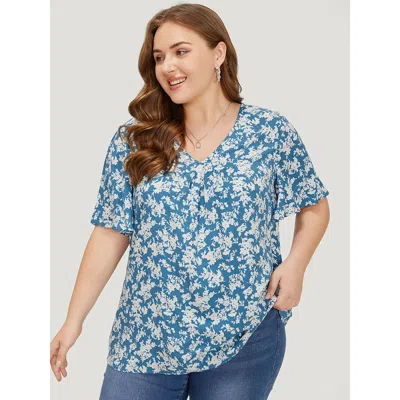 Bloomchic Women's Plus Size Floral Flutter Sleeve Gathered Blouse Cerulean Dailywear Short Sleeve 10/m In Blue
