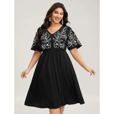 Bloomchic Women's Plus Size Floral Print Bodice Side Pockets Midi Dress Black Floral Midi Vacation 30/6x