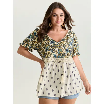 Bloomchic Women's Plus Size Floral Print Lace Neckline Flowy Blouse Ivory Ethnic Floral Vacation Short Sleeve  In White