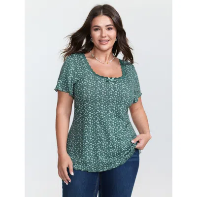 Bloomchic Women's Plus Size Floral Print Lace Neckline T-shirt Emerald Ditsy Floral Casual Short Sleeve 22-24/ In Green
