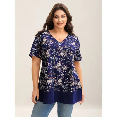 Bloomchic Women's Plus Size Garden Print Spliced V-neck Blouse Indigo Floral Elegant Short Sleeve V-neck 10/m In Purple