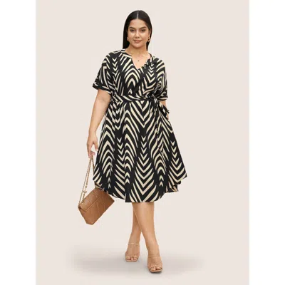 Bloomchic Women's Plus Size Geometric Belted Dolman Sleeve Curved Hem Dress Black Geometric Midi Office Non 30