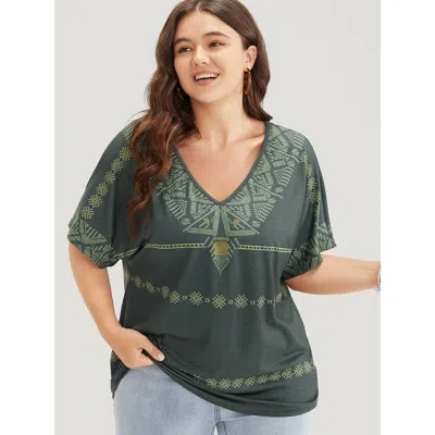 Bloomchic Women's Plus Size Geometric Print Dolman Sleeve V Neck T-shirt Armygreen Dailywear Short Sleeve 10/m