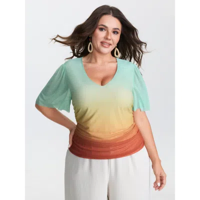 Bloomchic Women's Plus Size Gradient Ruched Hem Stretchy T-shirt Multicolor Gradient Dyeing Vacation Cap Sleev