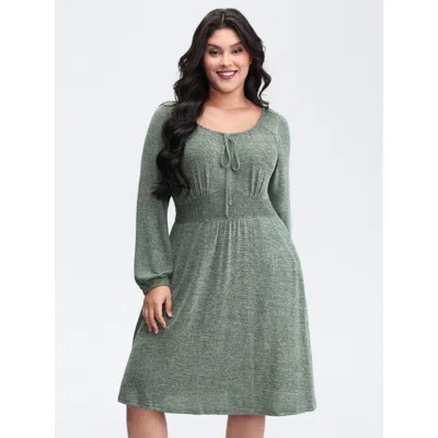 Bloomchic Women's Plus Size Knit Textured Stretchy Shirred Knee-length Dress Darkgreen Non Short Casual 30/6x In Green