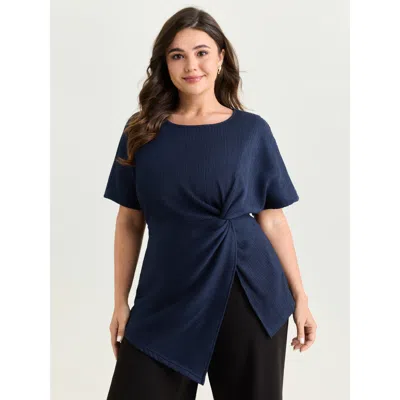 Bloomchic Women's Plus Size Knotted Side Waist Slit T-shirt Darkblue Synthetic Texture Elegant Short Sleeve 18 In Blue