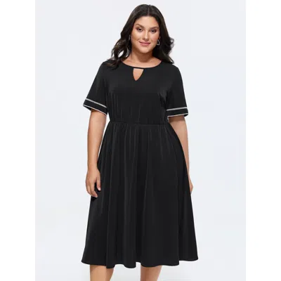 Bloomchic Women's Plus Size Lace Trim Keyhole Neckline Solid Midi Dress Pureblack Solid Midi Office Patchwork 