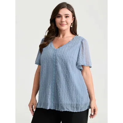 Bloomchic Women's Plus Size Lace Trim Textured V-neck Blouse Aegean Synthetic Texture Elegant Short Sleeve 10/ In Blue