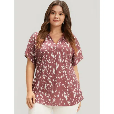 Bloomchic Women's Plus Size Leopard Arc Hem Dolman Sleeve V Neck Blouse Dustypink Leopard Dailywear Short Slee In Pink