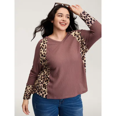 Bloomchic Women's Plus Size Leopard Contrast Textured V-neck T-shirt Dustypink Synthetic Texture Casual Long S In Pink