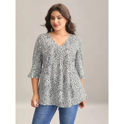 Bloomchic Women's Plus Size Leopard Print Ruffled Detail V-neck Blouse Whitesmoke Leopard Casual 3/4 Sleeve V-