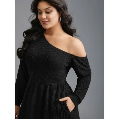 Bloomchic Women's Plus Size One Shoulder Plain Textured Dress Black Everyday Short Texture 30/6x