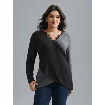 Bloomchic Women's Plus Size Overlap Collar Lace Trim Stitch T-shirt Black Non Elegant Extra Long Sleeve 30/6x