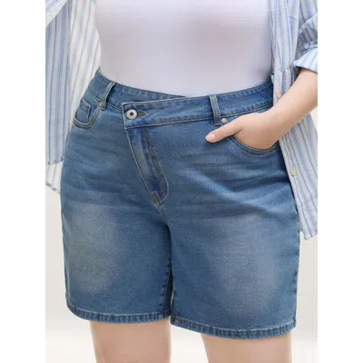 Bloomchic Women's Plus Size Overlap Whiskered Wash Straight Denim Shorts Denimblue No Stretch Everyday 10/m In Blue