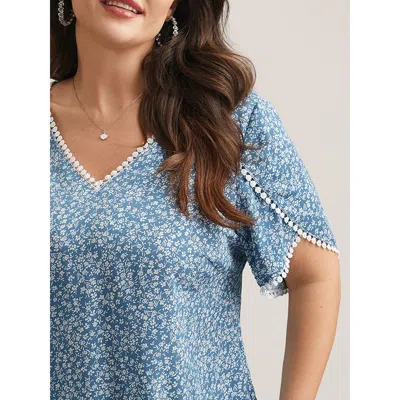 Bloomchic Women's Plus Size Petal Sleeve Floral Lace Spliced Shirt Stone Ditsy Floral Elegant Short Sleeve 12/ In Gray