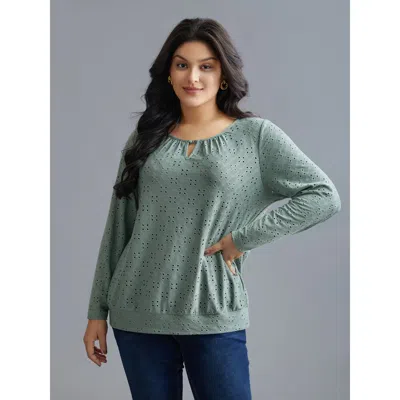 Bloomchic Women's Plus Size Plain Eyelet Jacquard Plisse T-shirt Greenbean Non Everyday Long Sleeve 30/6x