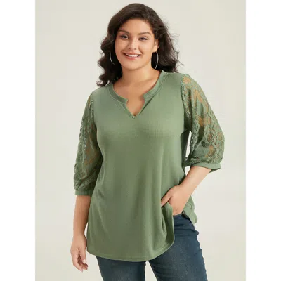 Bloomchic Women's Plus Size Plain Lace Patchwork Notched T-shirt Green Dailywear 3/4 Sleeve 10/m