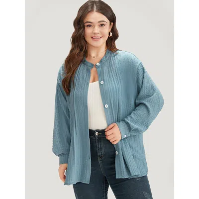Bloomchic Women's Plus Size Plisse Button Up Curved Hem Kimono Stone Texture 10/m In Gray