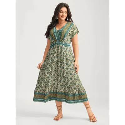 Bloomchic Women's Plus Size Rayon Floral Boho Print Pockets Midi Dress Multicolor Geometric Midi Vacation Smoc