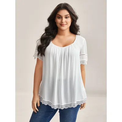 Bloomchic Women's Plus Size Rayon Flowy Lace Trim Solid Blouse Whitesmoke Solid Casual Short Sleeve Sweetheart