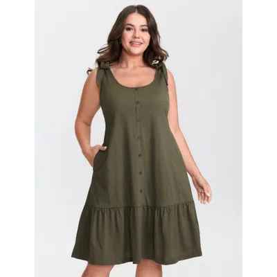 Bloomchic Women's Plus Size Ruffle Hem Tie Shoulder Pockets Sleeveless Dress Armygreen Solid Knee Length Casua