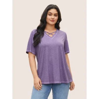 Bloomchic Women's Plus Size Solid Crisscross Neck Contrast Stitch T-shirt Mauve Solid Casual Short Sleeve V-ne In Purple