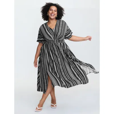 Bloomchic Women's Plus Size Solid Geometric Dolman Sleeve Pocket Shirred Split Hem Dress Black Ethnic Floral M