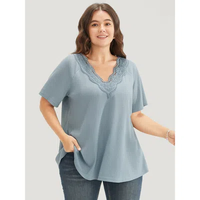 Bloomchic Women's Plus Size Solid Raglan Sleeve Contrast Lace Waffle Knit T-shirt Stone Dailywear Short Sleeve In Gray