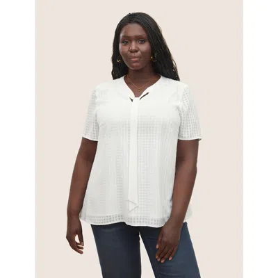 Bloomchic Women's Plus Size Solid Textured Chiffon Mesh Tie Neck Blouse Ivory Plaid Office Short Sleeve 10/m In White