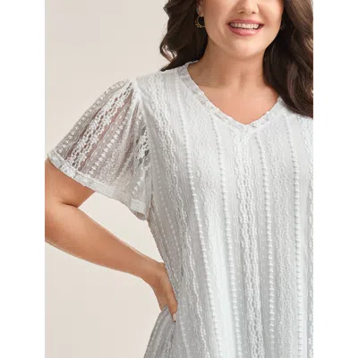 Bloomchic Women's Plus Size Stretchy Lace V-neck Knit Top Ivory Short Sleeve Elegant V-neck 28/5x In White